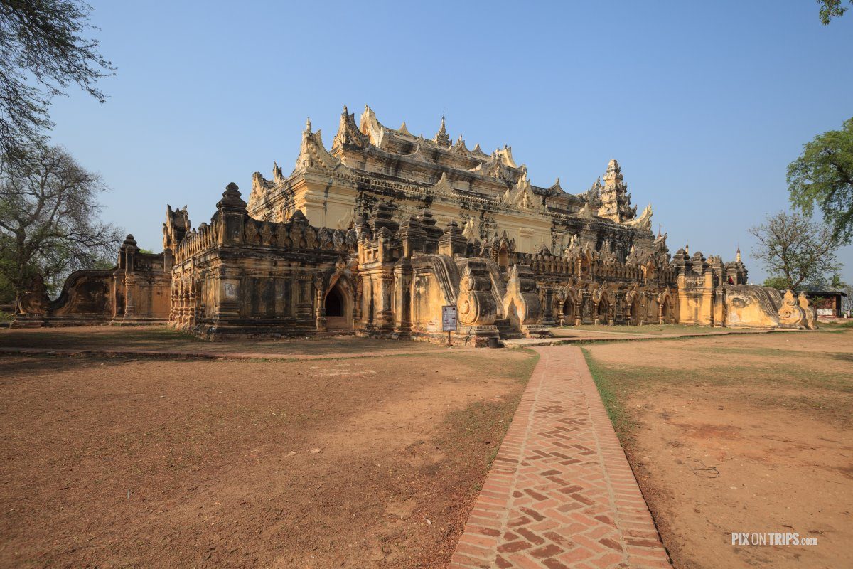 Maha Aungmye Bonzan Monastery, Mandalay, Myanmar