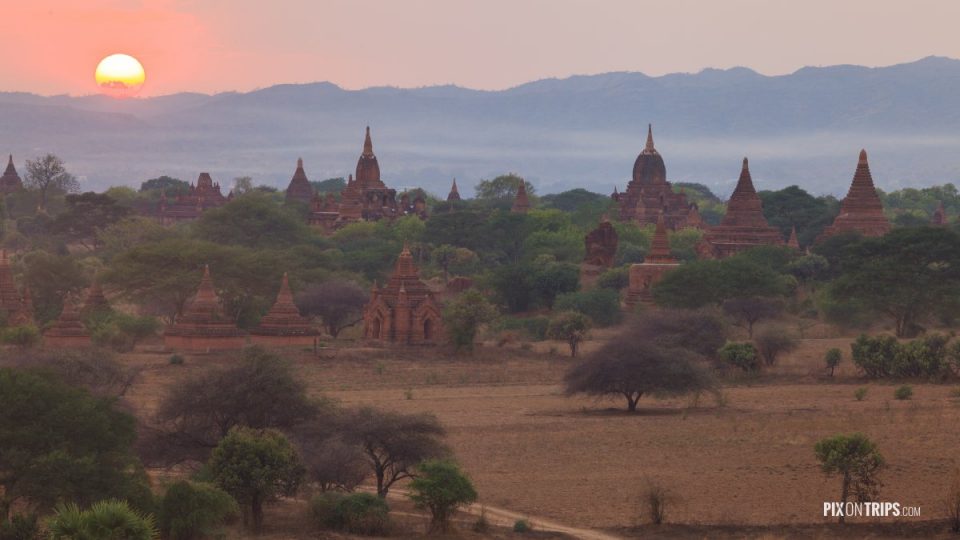 Guni Fall Pix on Trips | Sunset from North Guni Pagoda, Bagan, Myanmar