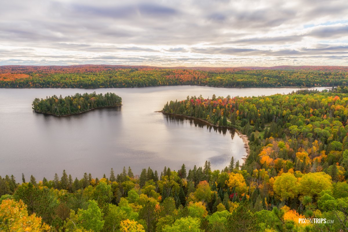 Fall colors in Algonquin Provincial Park - Pix on Trips